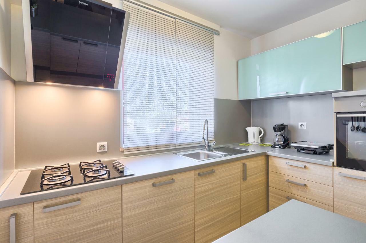 Active Apartment Pula Exterior photo